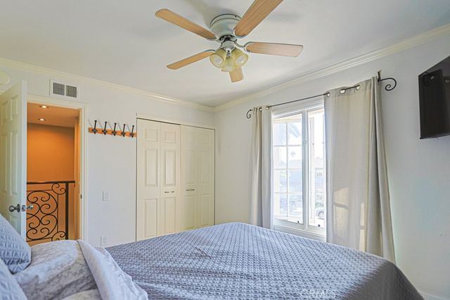 218 16th A, Huntington Beach, CA 92648