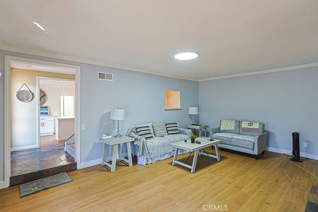 218 16th A, Huntington Beach, CA 92648