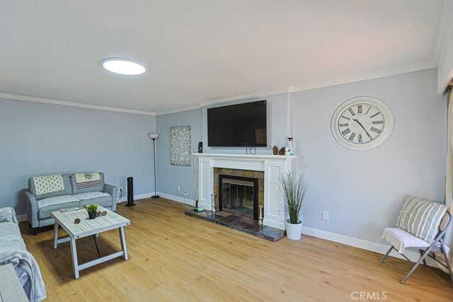 218 16th A, Huntington Beach, CA 92648