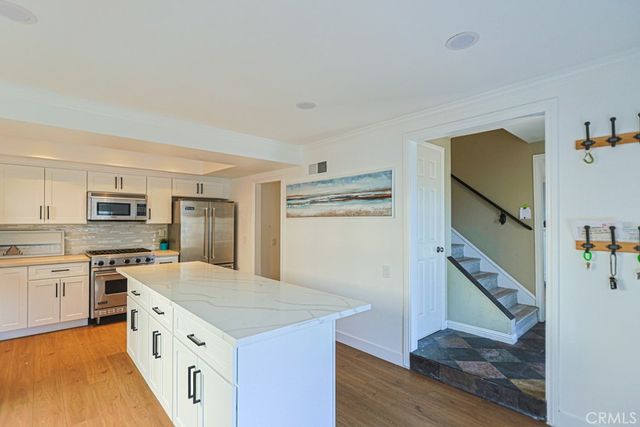 218 16th A, Huntington Beach, CA 92648
