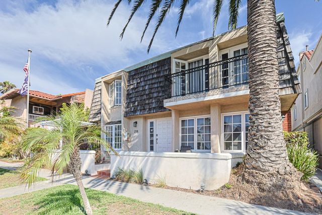 218 16th A, Huntington Beach, CA 92648