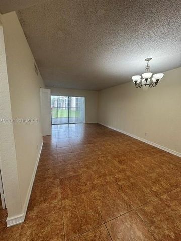 3396 Foxcroft Rd 210 210, Miramar, FL 33025