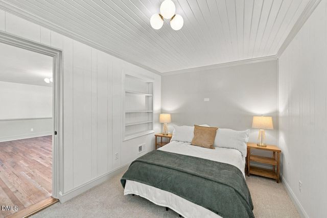 301 W Gannon Avenue, Zebulon, NC 27597