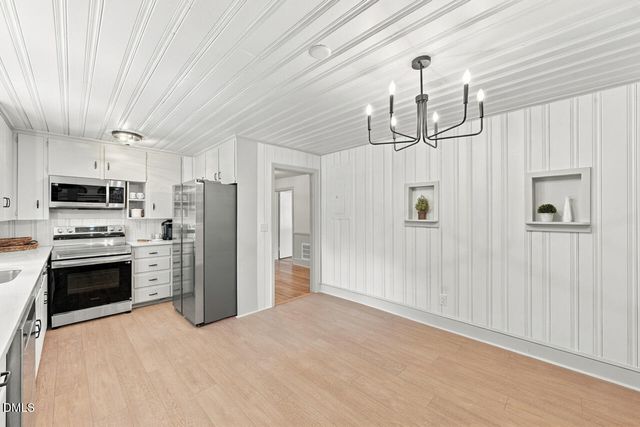 301 W Gannon Avenue, Zebulon, NC 27597