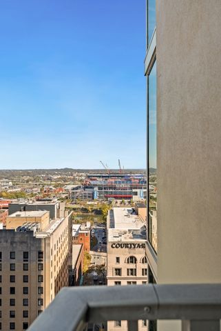 415 Church St Apt 1801, Nashville, TN 37219