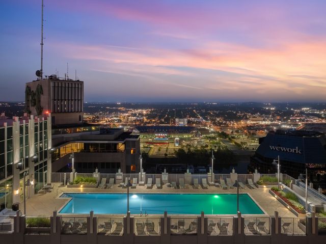 415 Church St Apt 1801, Nashville, TN 37219