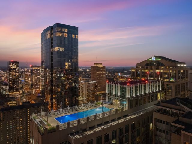 415 Church St Apt 1801, Nashville, TN 37219
