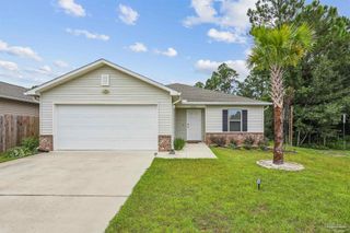 8700 Schooner Ln, Pensacola, FL 32507