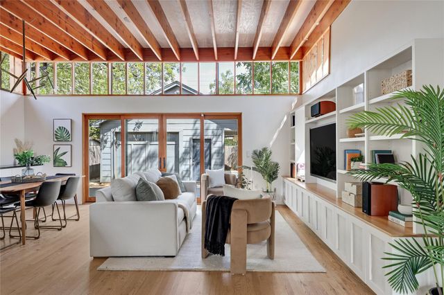 5717 Avenue F, Austin, TX 78752