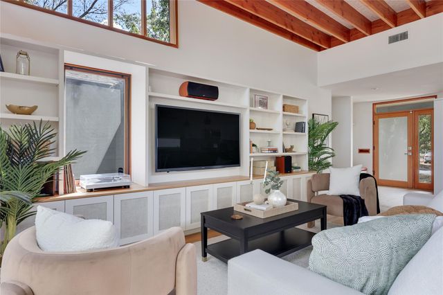 5717 Avenue F, Austin, TX 78752