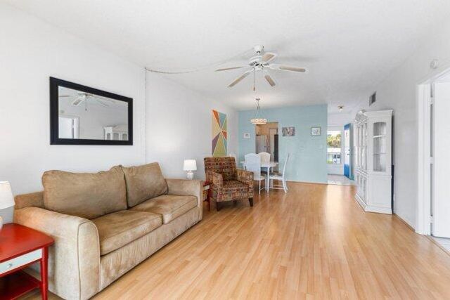1118 Lake Terrace H209, Boynton Beach, FL 33426