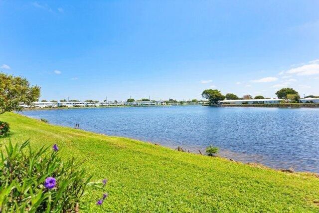 1118 Lake Terrace H209, Boynton Beach, FL 33426