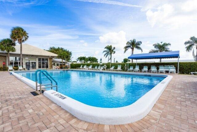 1118 Lake Terrace H209, Boynton Beach, FL 33426