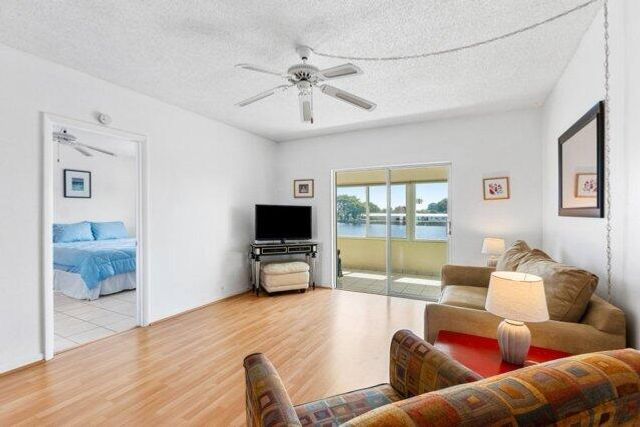 1118 Lake Terrace H209, Boynton Beach, FL 33426