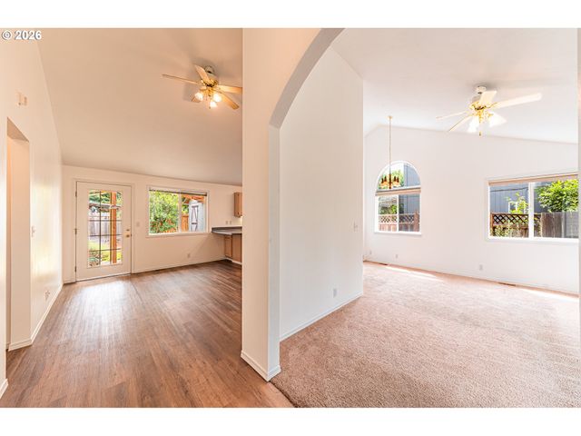 3457 MAHLON Ave, Eugene, OR 97401