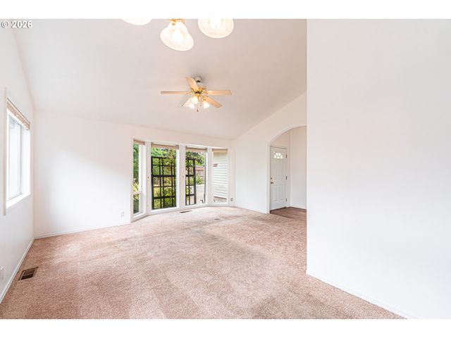 3457 MAHLON Ave, Eugene, OR 97401