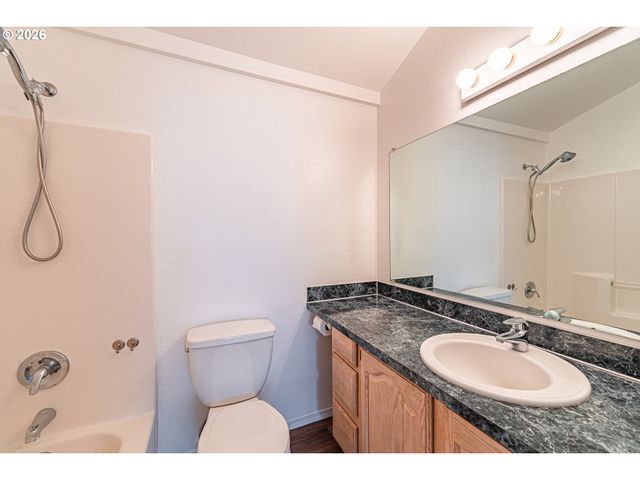 3457 MAHLON Ave, Eugene, OR 97401