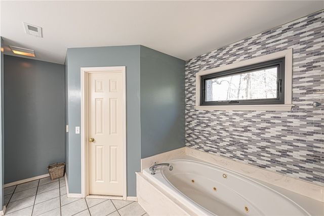 630 Hattabaugh Drive, Elkins, AR 72727