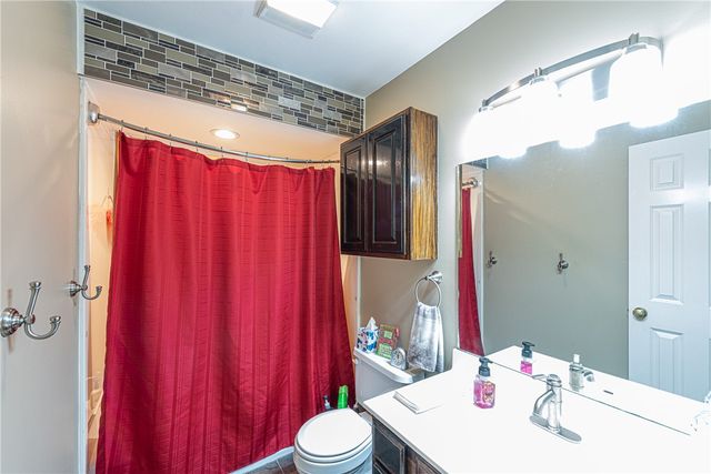 630 Hattabaugh Drive, Elkins, AR 72727