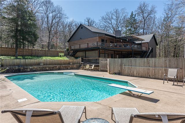 630 Hattabaugh Drive, Elkins, AR 72727