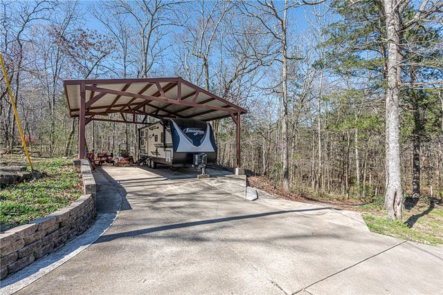 630 Hattabaugh Drive, Elkins, AR 72727