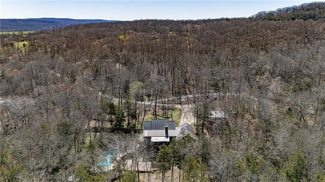 630 Hattabaugh Drive, Elkins, AR 72727