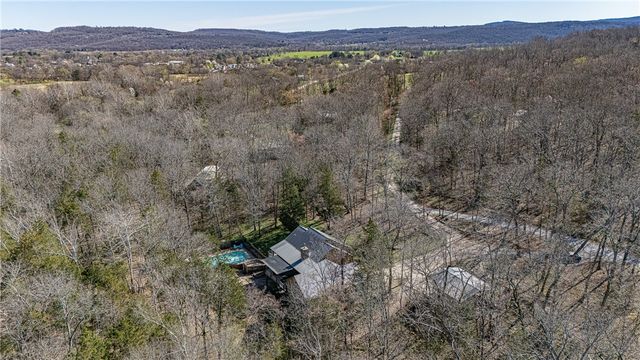 630 Hattabaugh Drive, Elkins, AR 72727