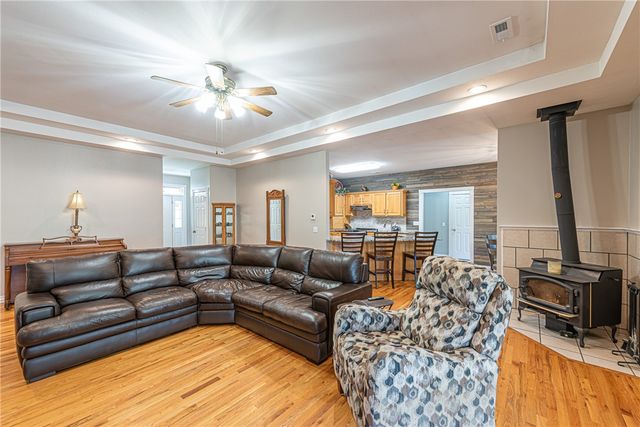 630 Hattabaugh Drive, Elkins, AR 72727