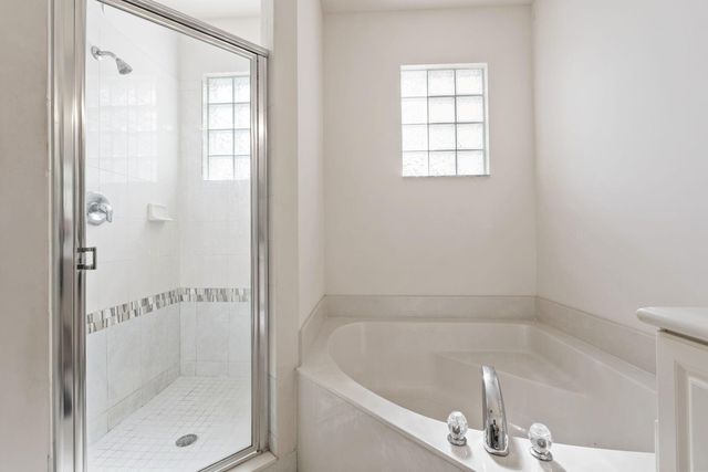 2597 Stockbridge Square SW, Vero Beach, FL 32962