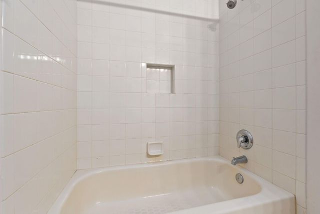 2597 Stockbridge Square SW, Vero Beach, FL 32962