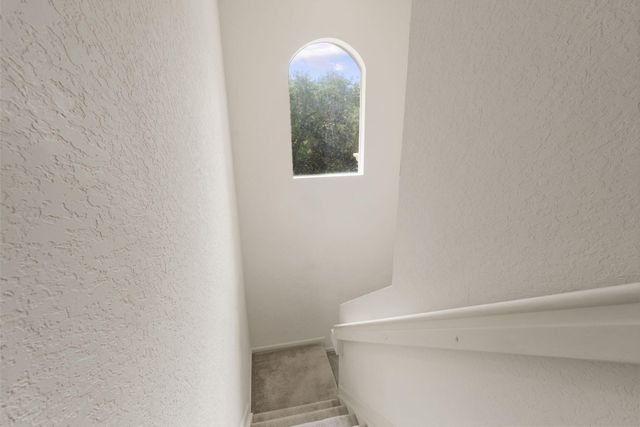 2597 Stockbridge Square SW, Vero Beach, FL 32962