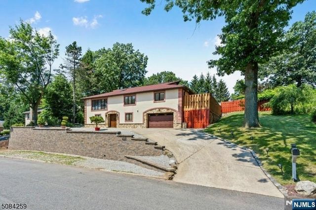 620 Highland Avenue, Little Falls, NJ 07424