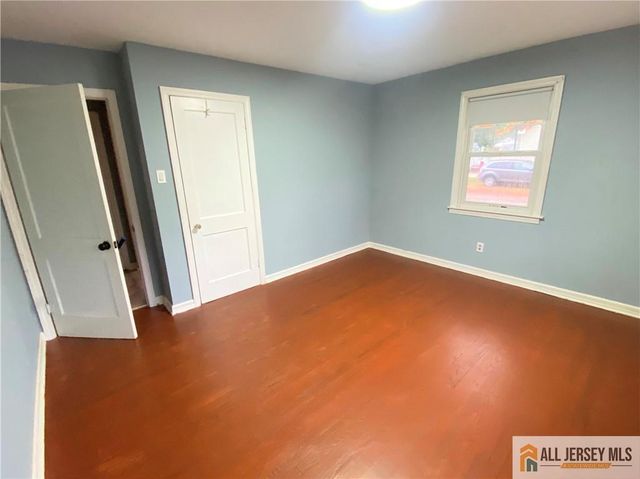 42 Burton Avenue, South River, NJ 08882