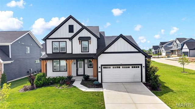 207 Kerry Downs Drive, Dardenne Prairie, MO 63368