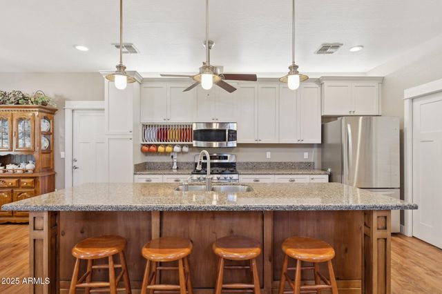 259 W FOREST SERVICE 249 Road, Young, AZ 85554