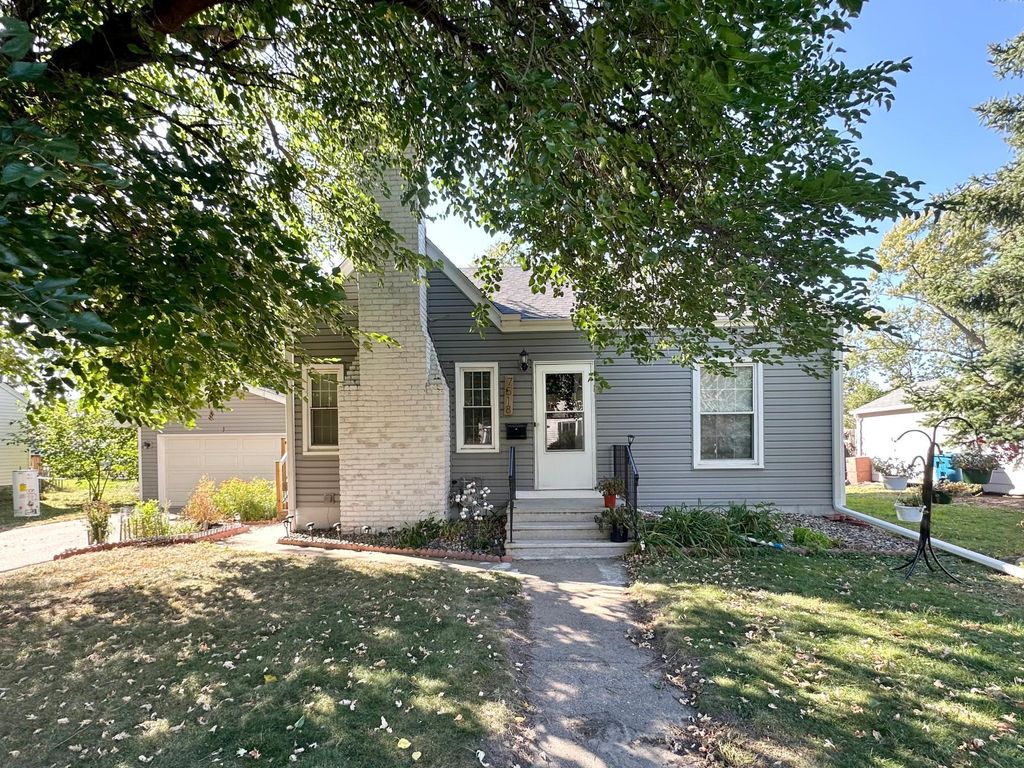 7518 1st Avenue S, Richfield, MN 55423