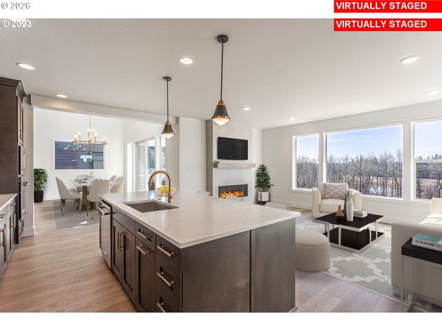 7353 Nw OAKFERN Dr, Portland, OR 97229