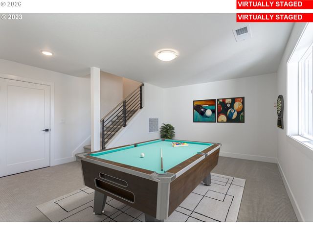 7353 Nw OAKFERN Dr, Portland, OR 97229