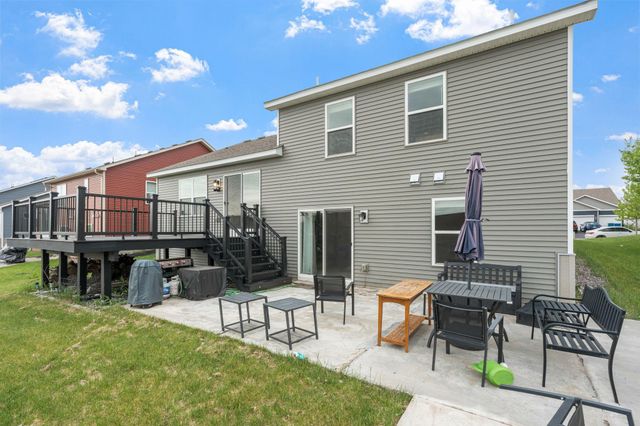 1989 Attenborough Street, Shakopee, MN 55379