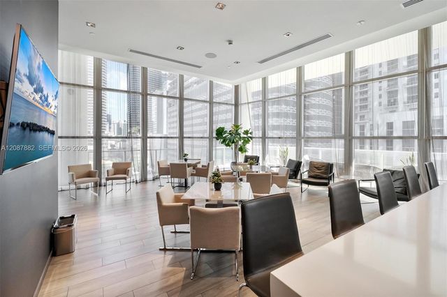 1100 S Miami Avenue 1609, Miami, FL 33130