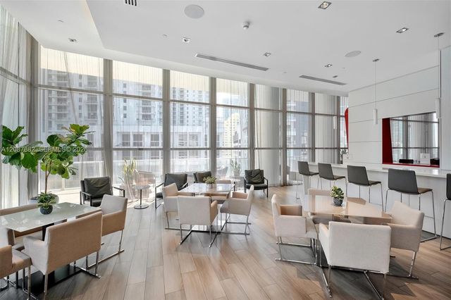 1100 S Miami Avenue 1609, Miami, FL 33130
