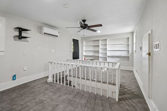 1963 Columbus Avenue, Fort Worth, TX 76164