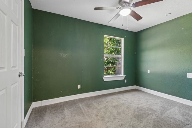 1963 Columbus Avenue, Fort Worth, TX 76164