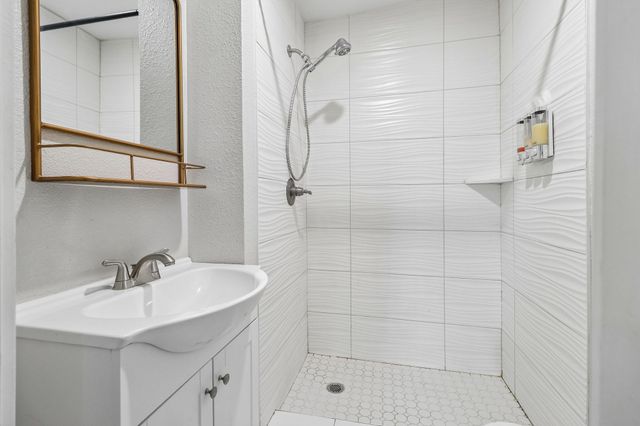 1963 Columbus Avenue, Fort Worth, TX 76164