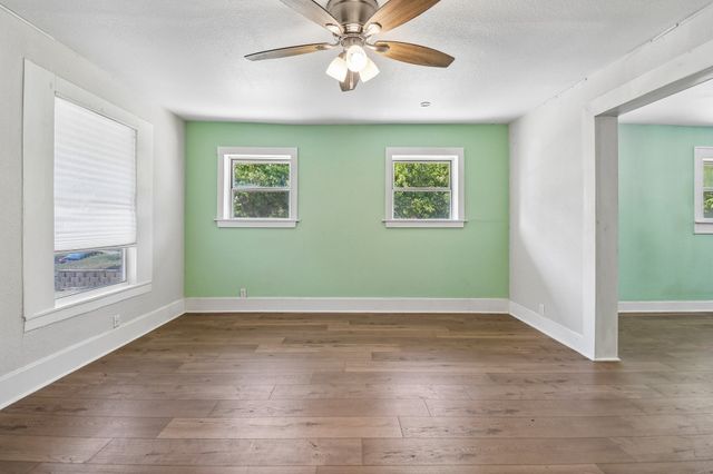 1963 Columbus Avenue, Fort Worth, TX 76164