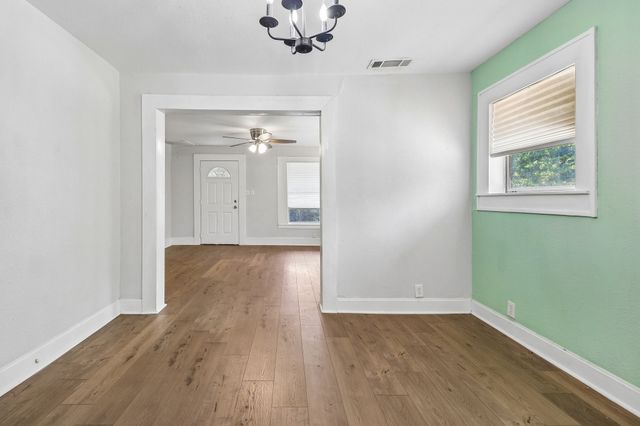 1963 Columbus Avenue, Fort Worth, TX 76164