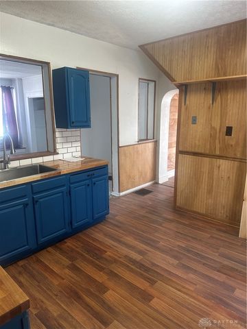 412 E Madison Avenue, Springfield, OH 45503