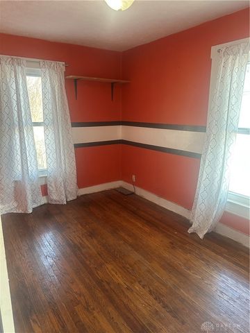 412 E Madison Avenue, Springfield, OH 45503