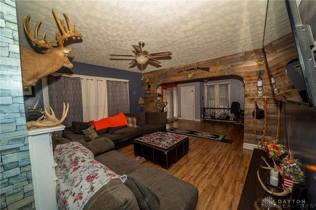 412 E Madison Avenue, Springfield, OH 45503