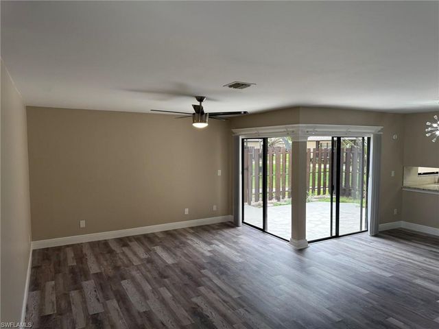 621 SE 12th AVE 118, Cape Coral, FL 33990